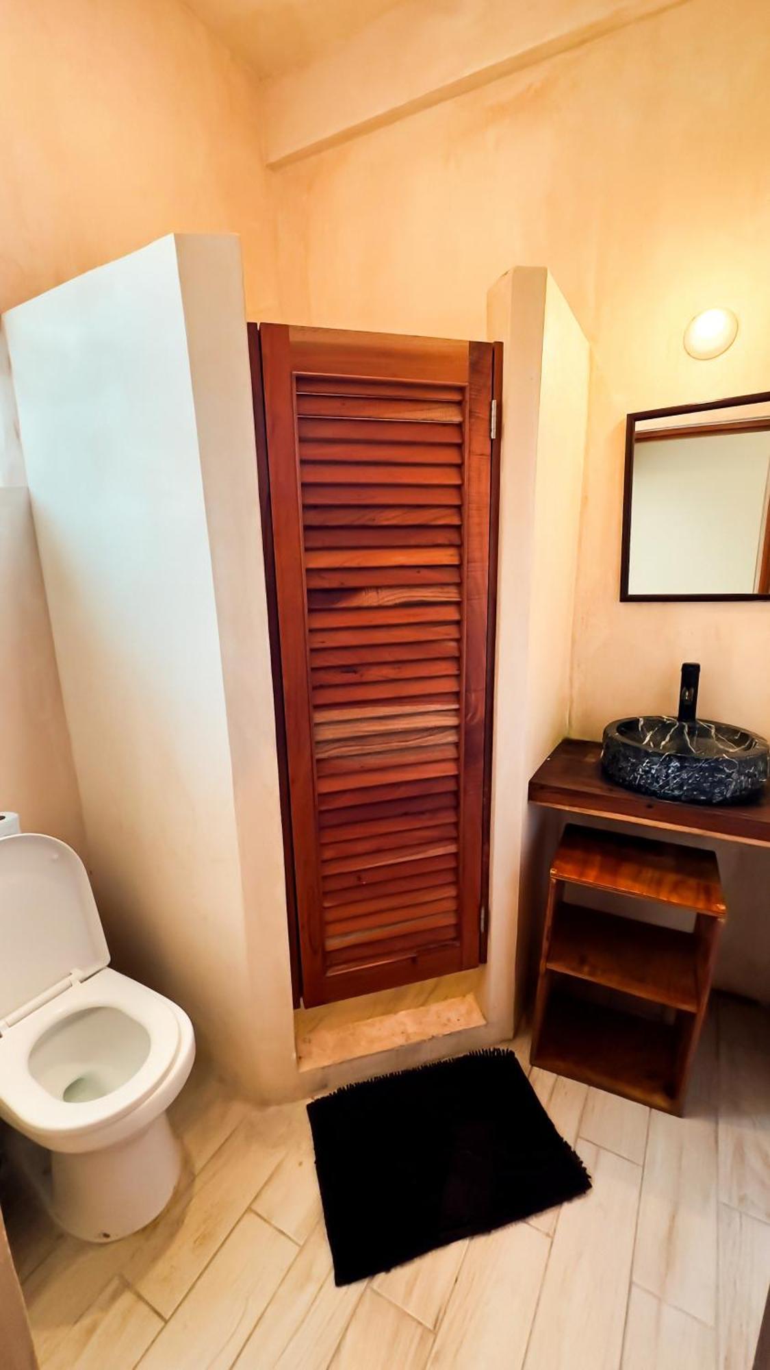 Balu Hotel Isla Mujeres Zewnętrze zdjęcie